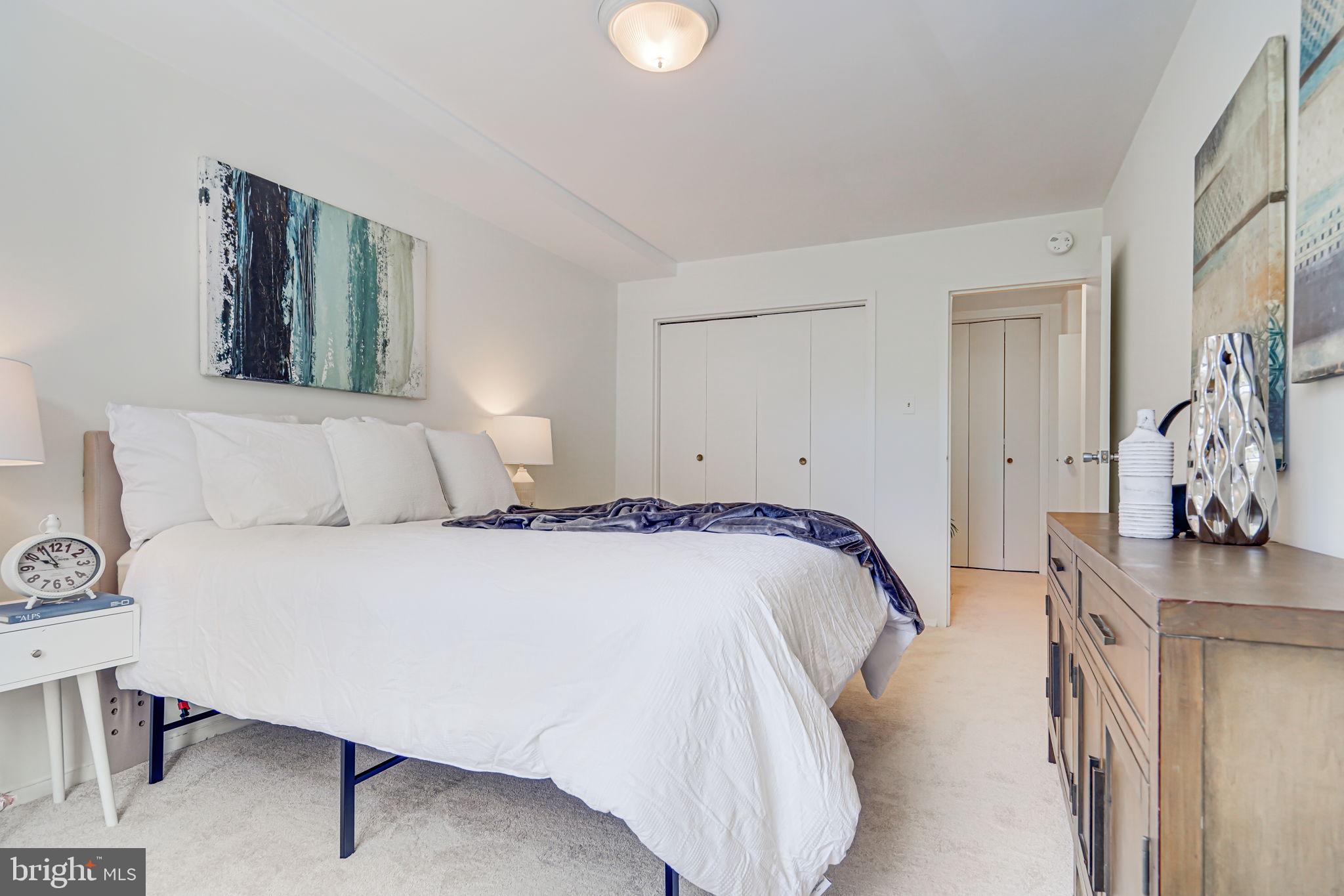 2401 H St NW #301