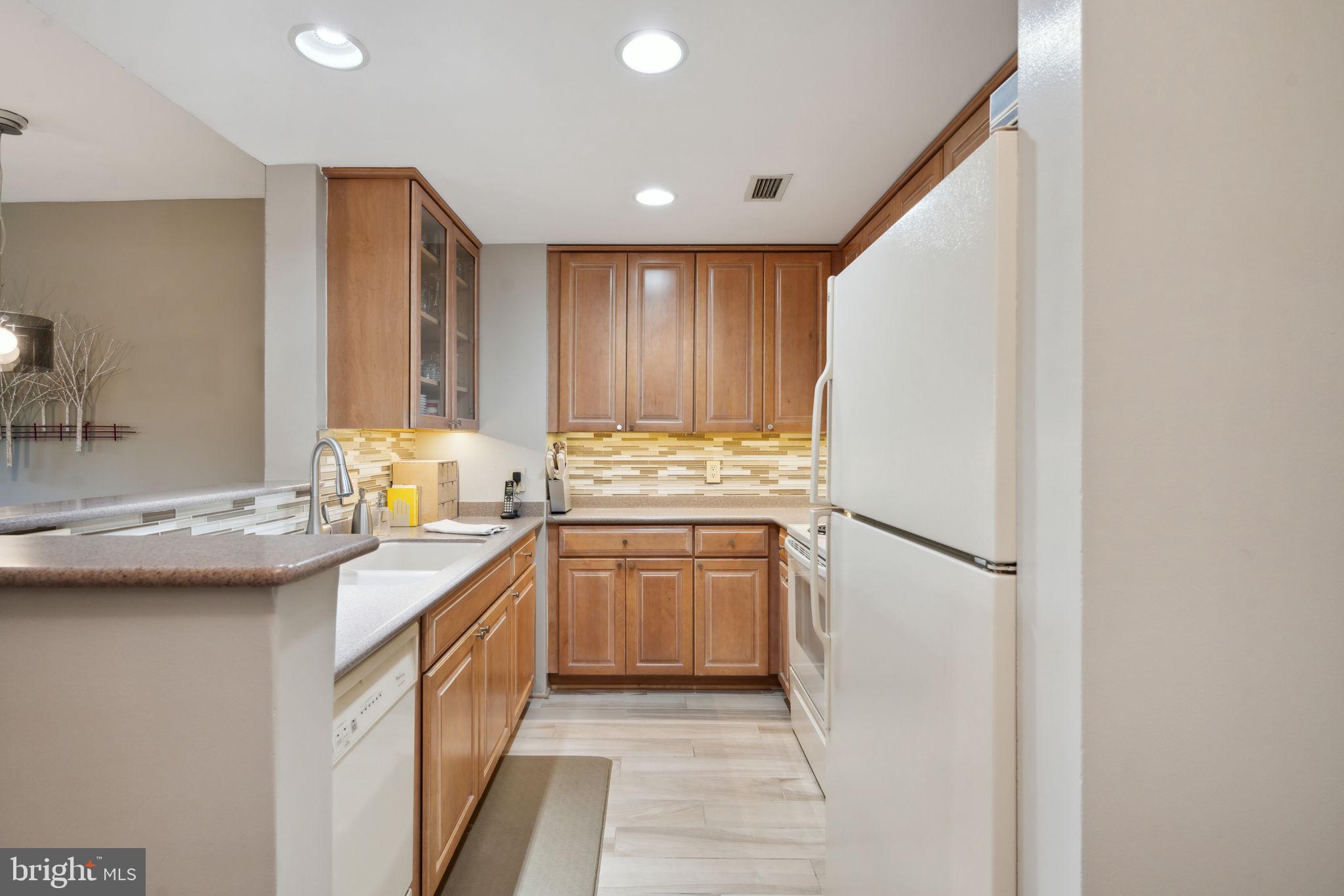 2301 N St NW #301