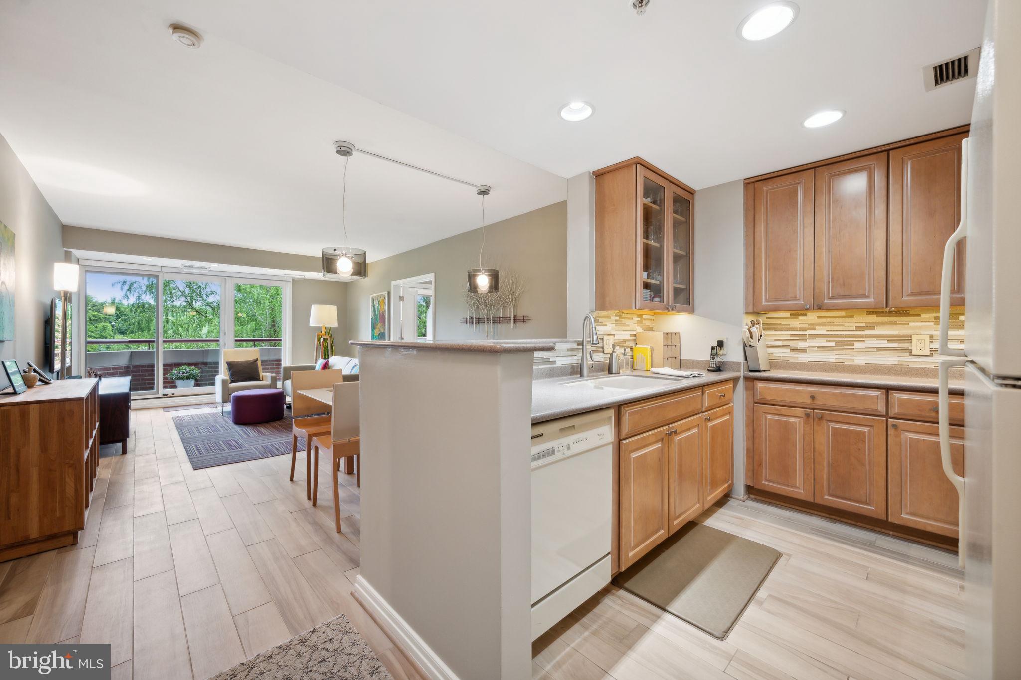 2301 N St NW #301