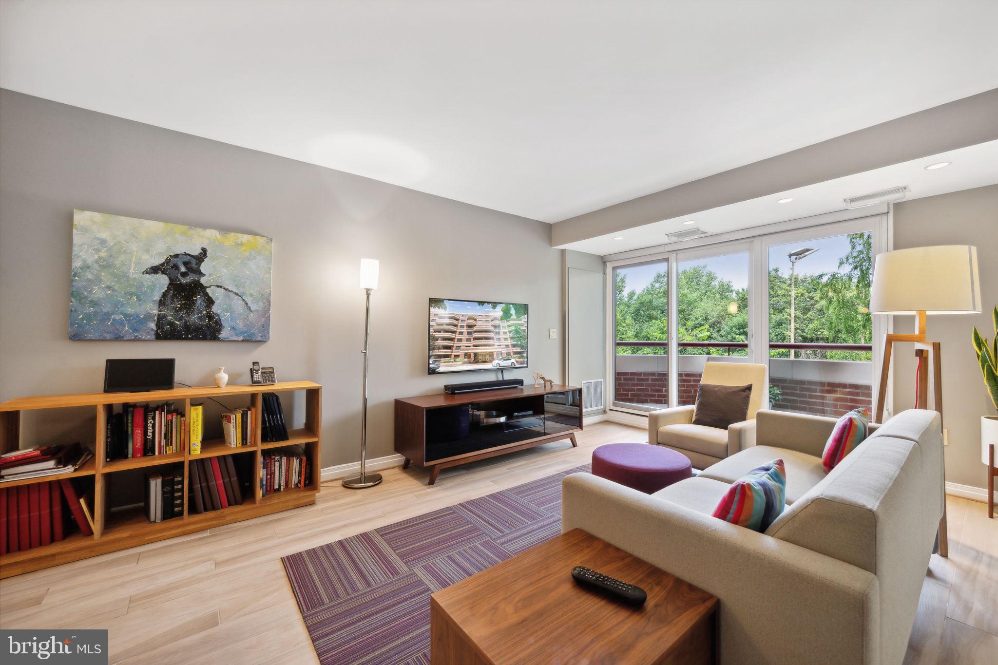 2301 N St NW #301