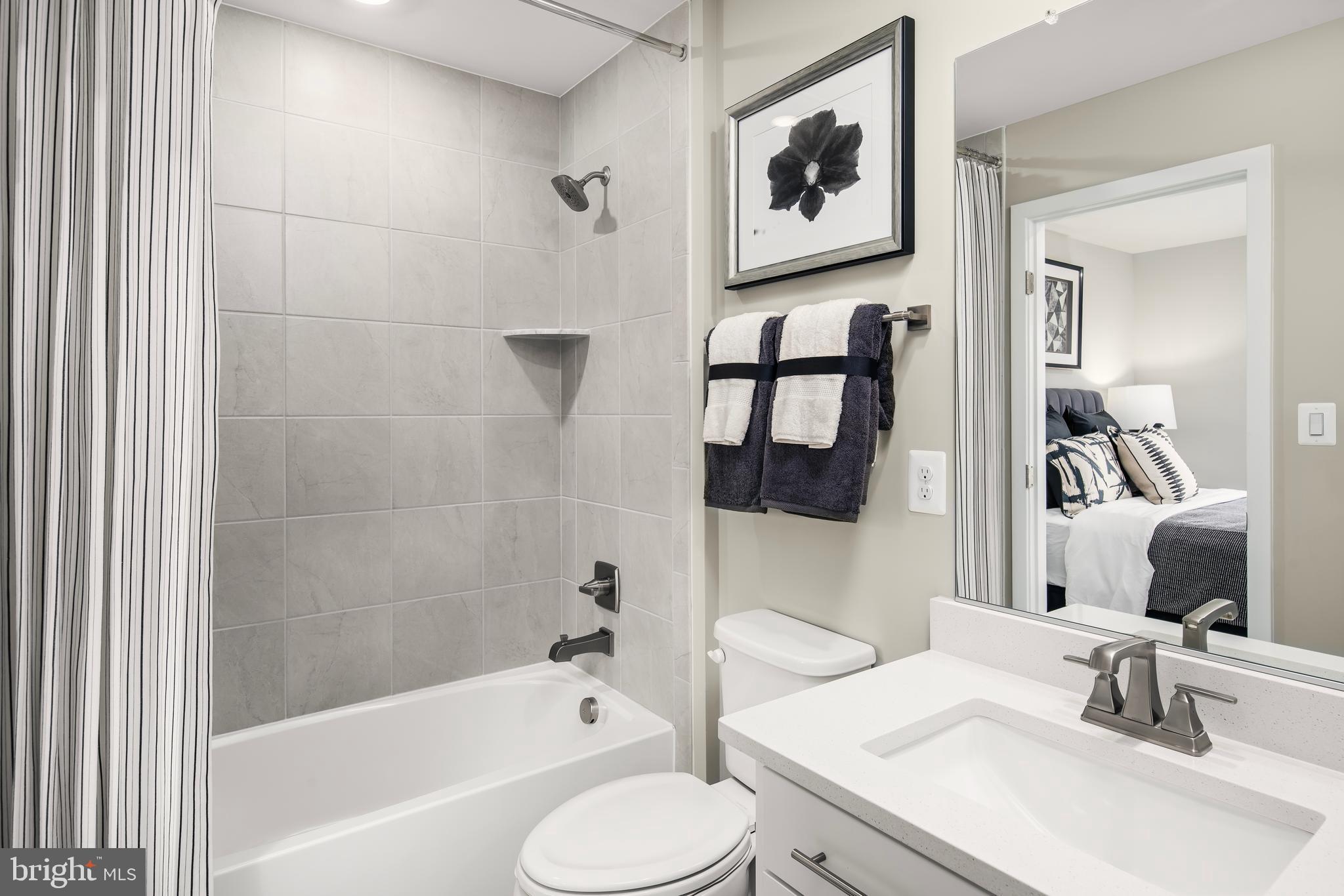 6834 General Davis NW