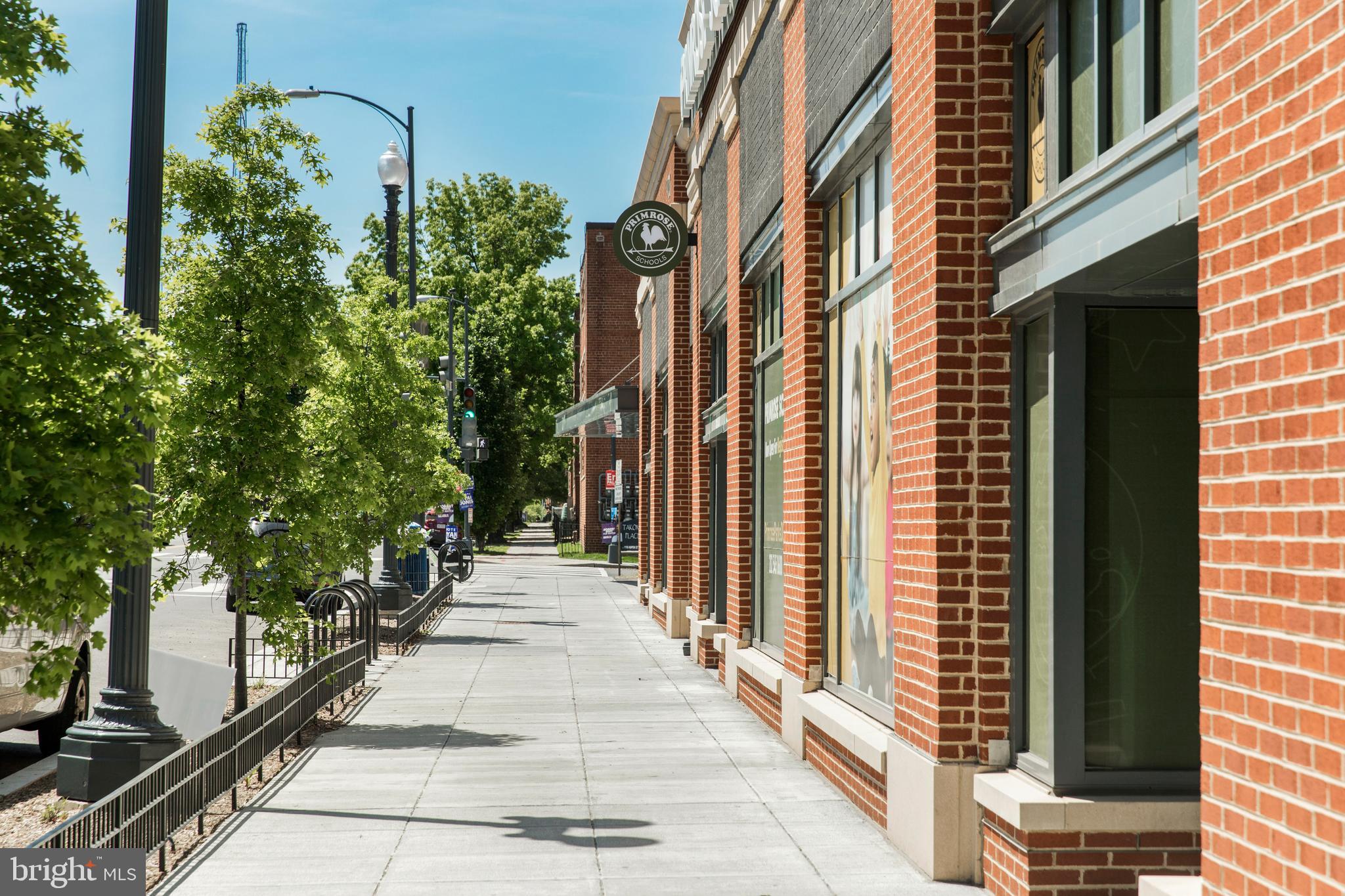 6834 General Davis NW