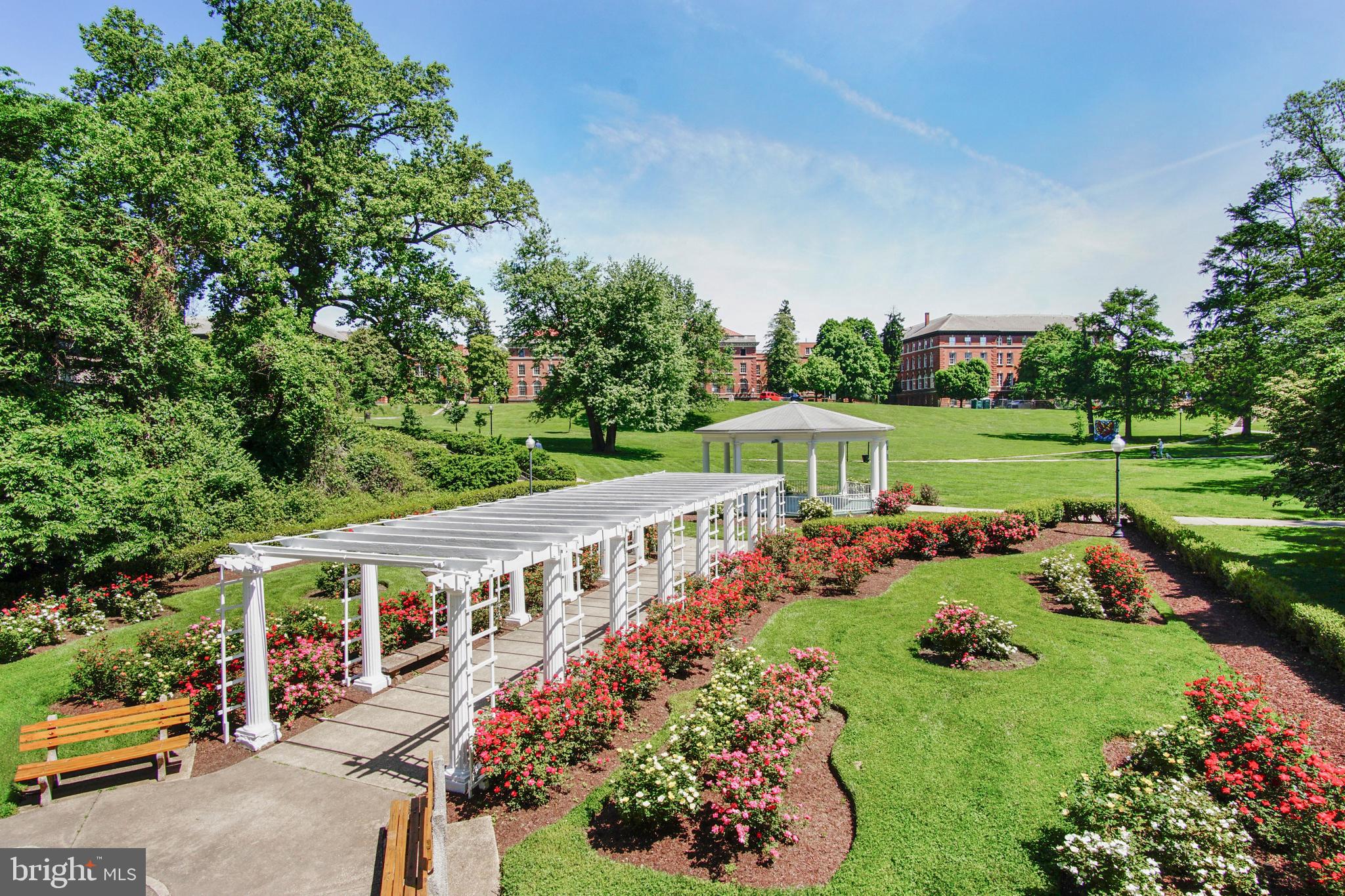 6834 General Davis NW