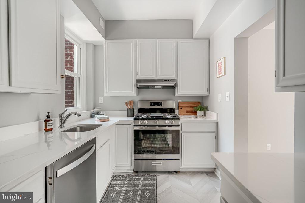 1831 California St NW #22