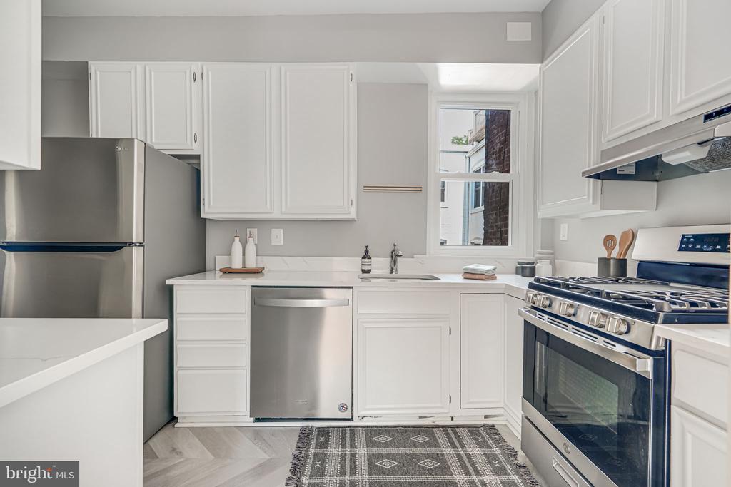 1831 California St NW #22
