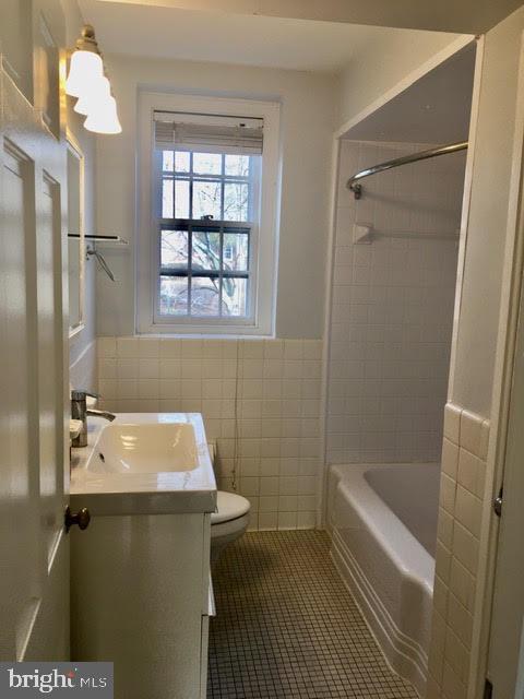 3851 Newark St NW #D460