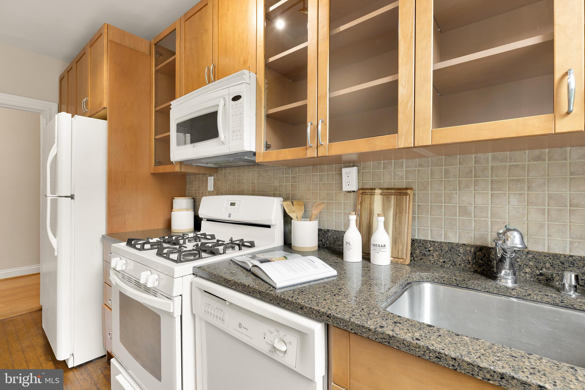 2801 Adams Mill Rd NW #212