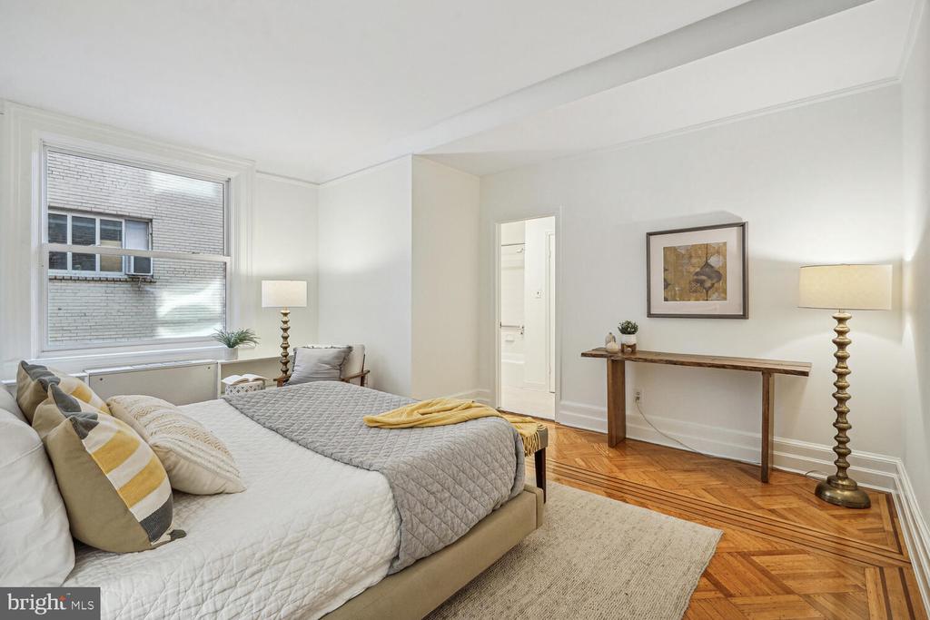 2126 Connecticut Ave NW #32