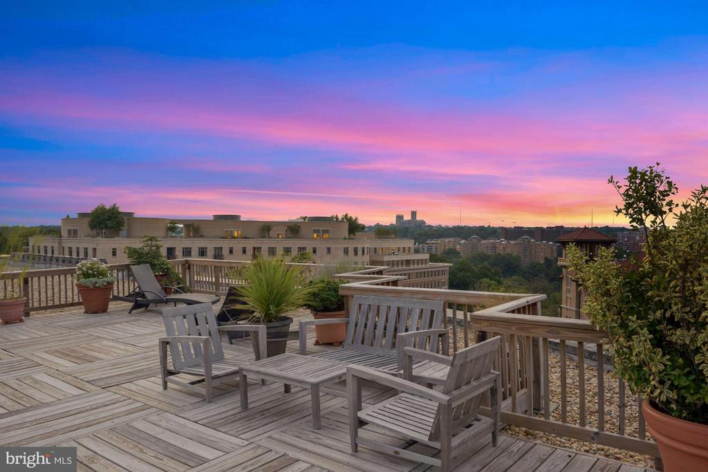 2126 Connecticut Ave NW #32