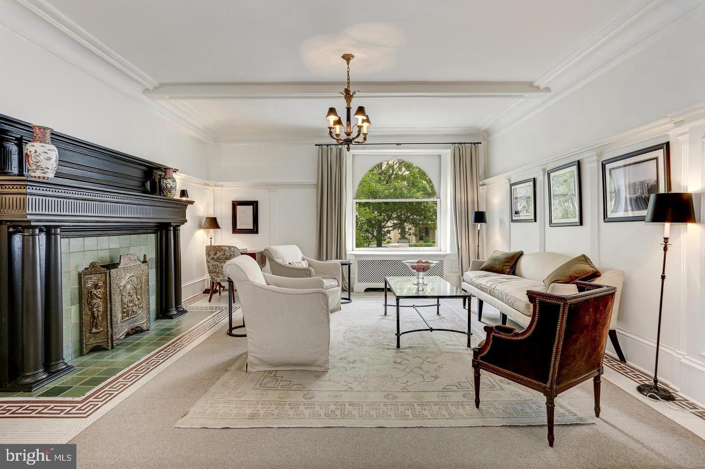 2126 Connecticut Ave NW #32