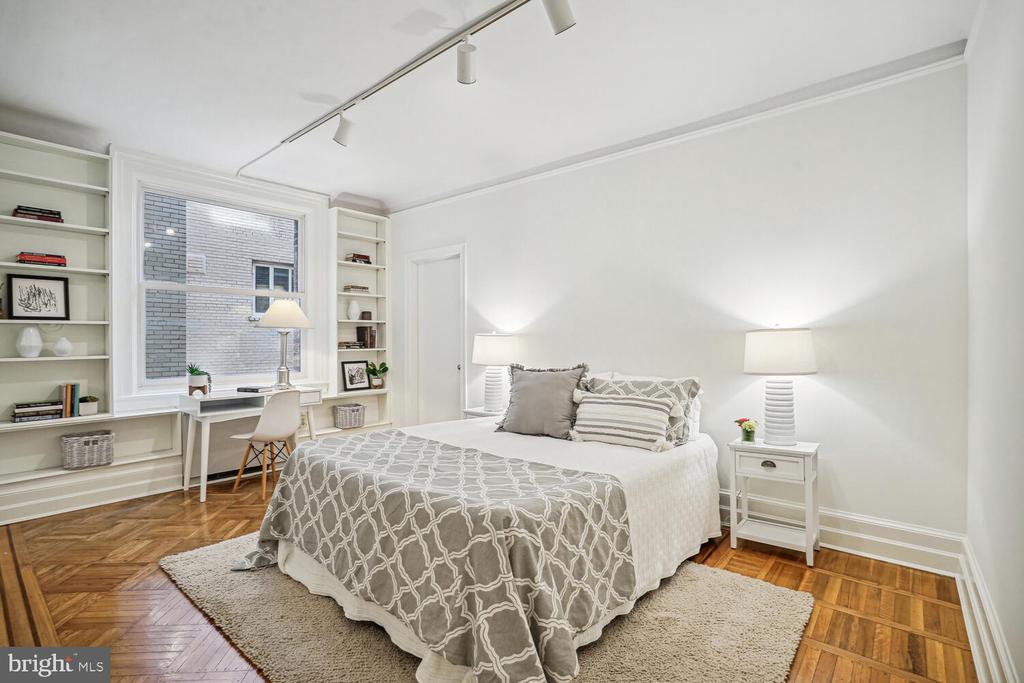 2126 Connecticut Ave NW #32