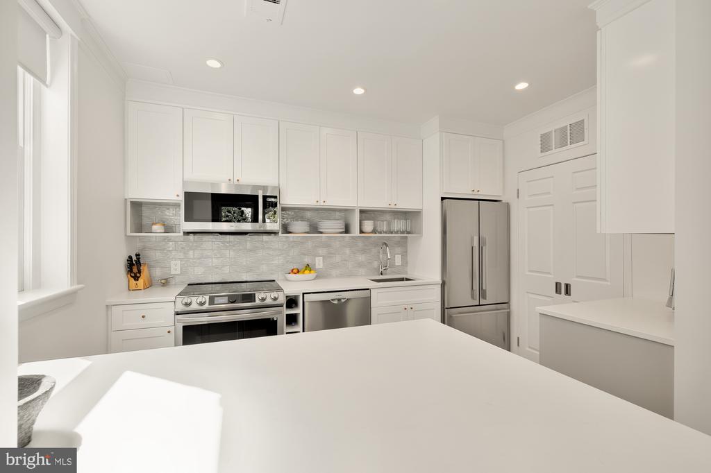 1826 Biltmore St NW #4