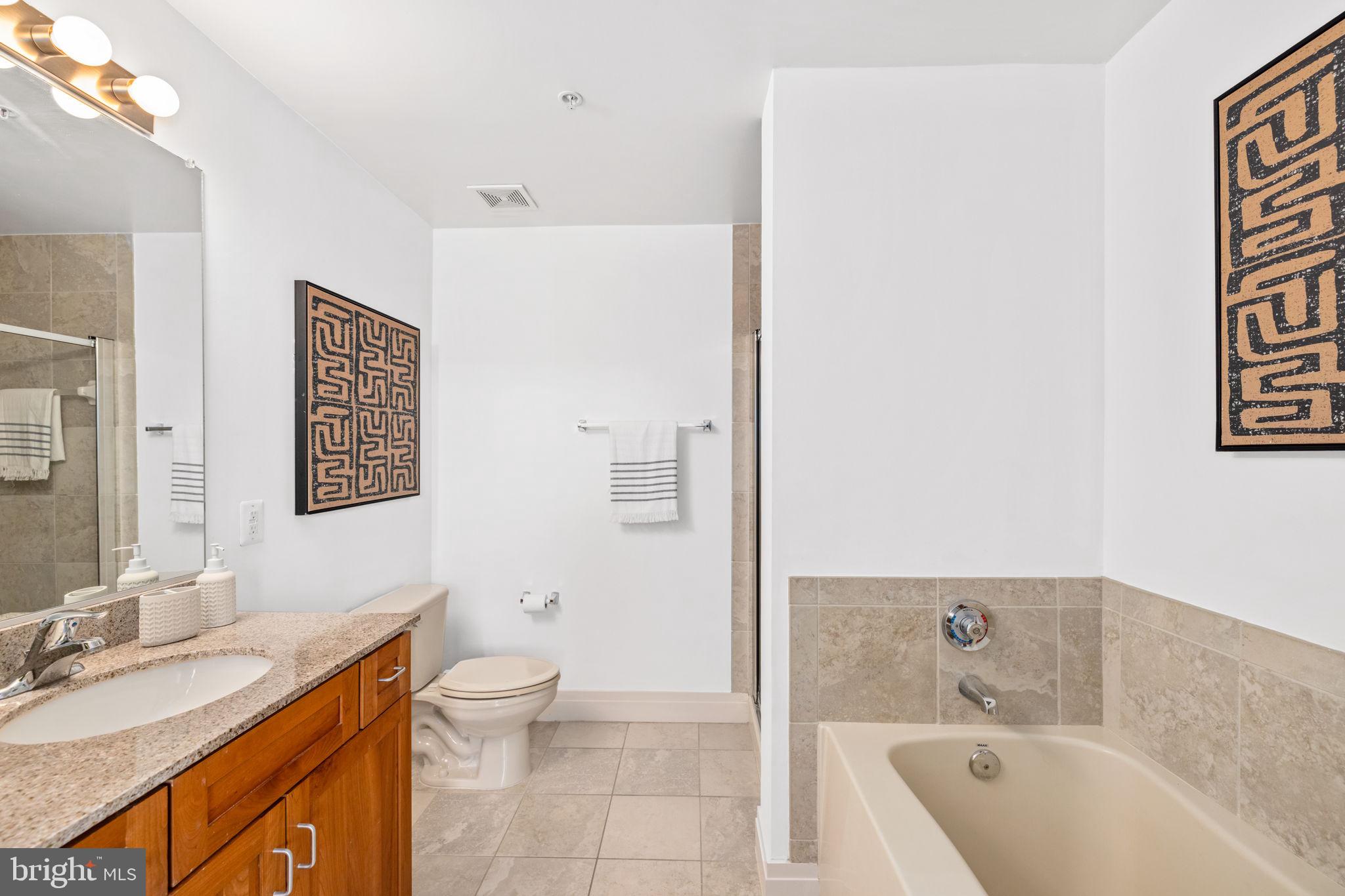 2020 12th St NW #408