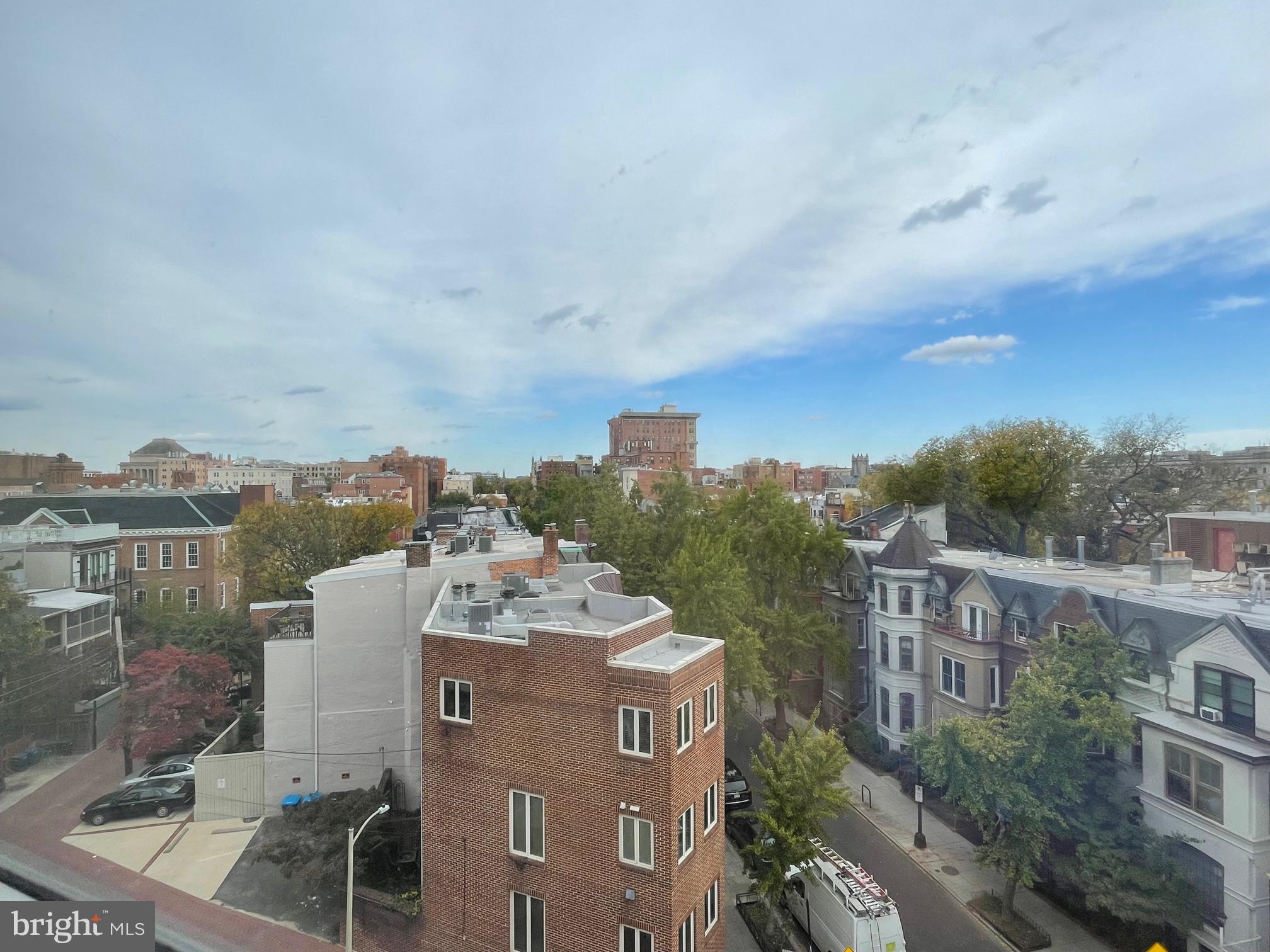 1615 New Hampshire Ave NW #52