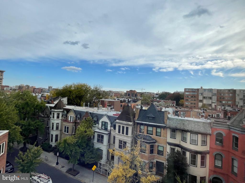 1615 New Hampshire Ave NW #52