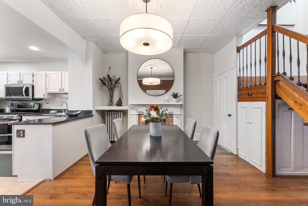 124 6th St SE
