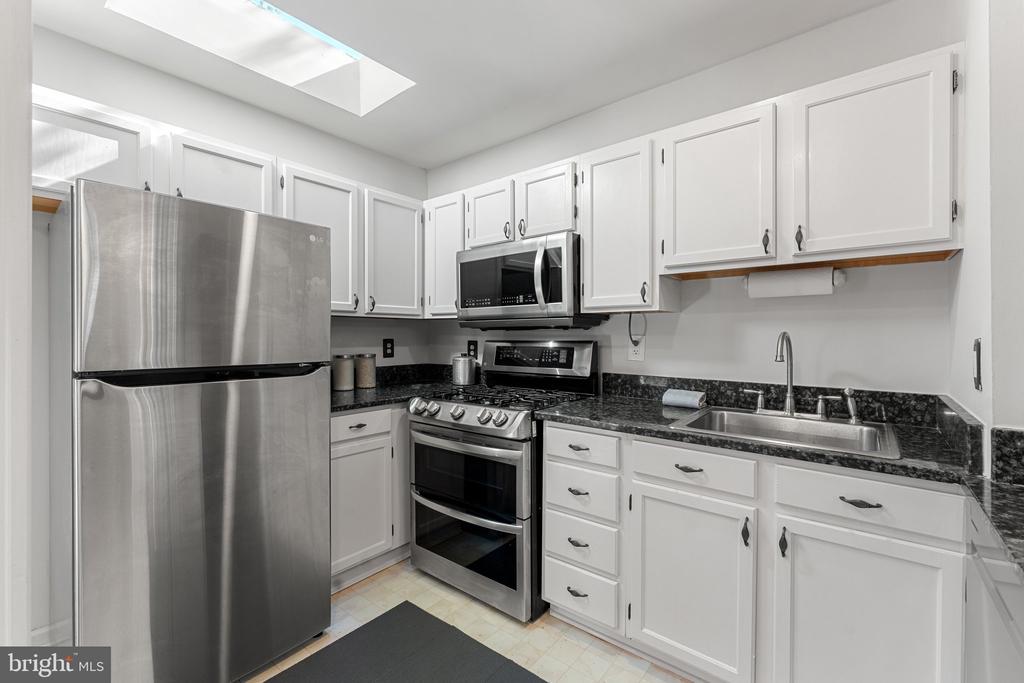 124 6th St SE