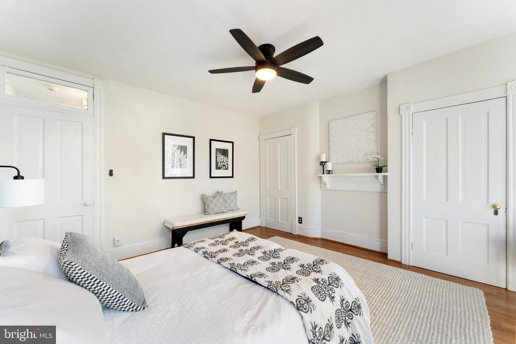 124 6th St SE