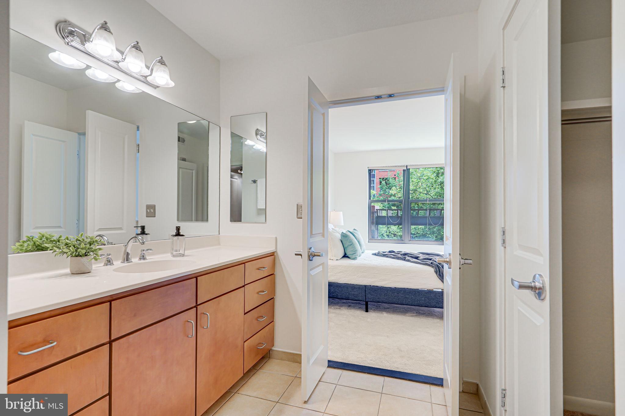 1001 L St NW #205