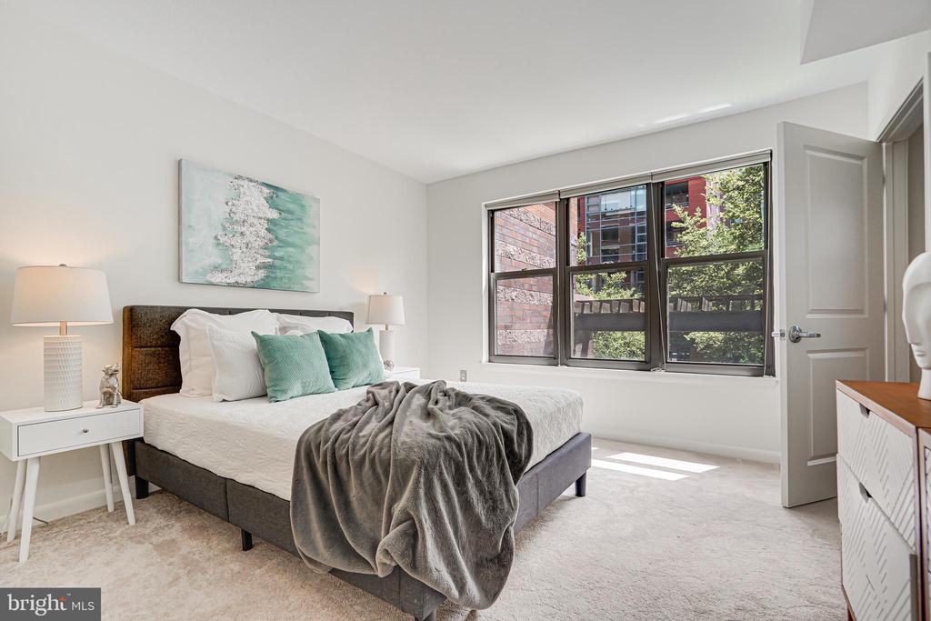 1001 L St NW #205