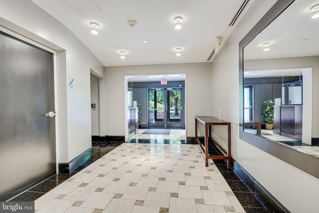 1001 L St NW #205