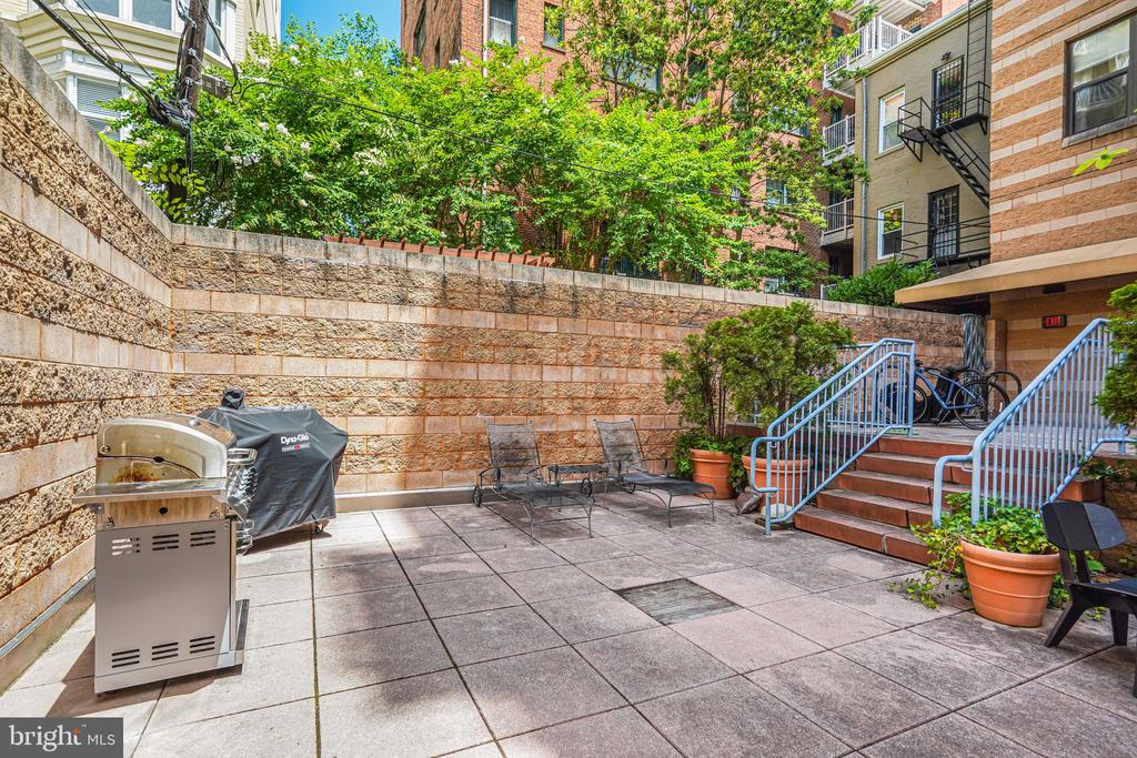 1001 L St NW #205