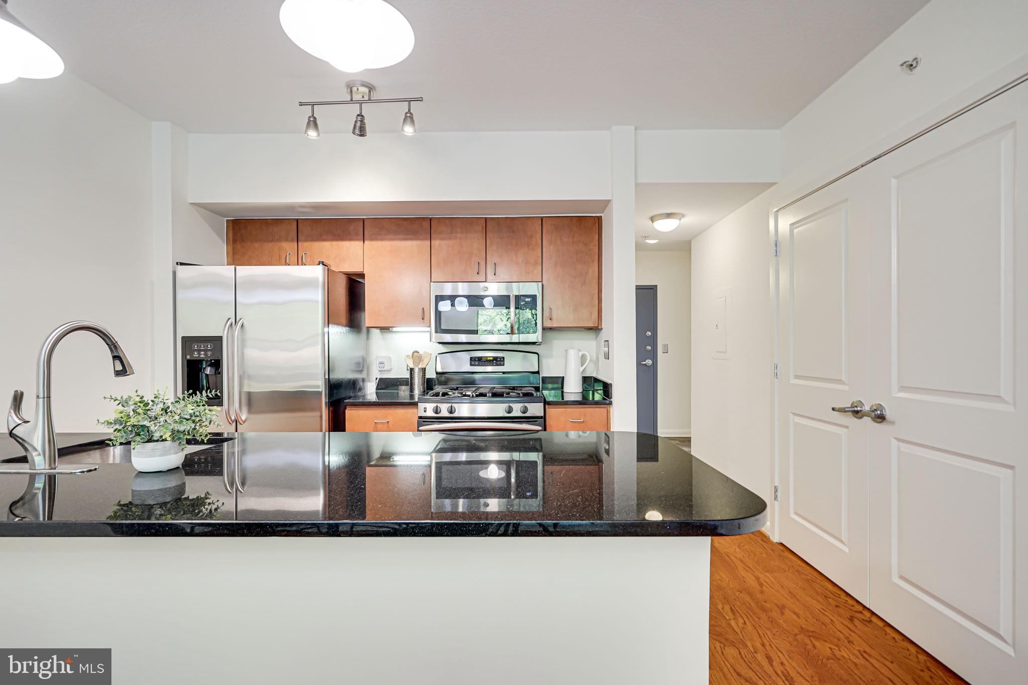 1001 L St NW #205