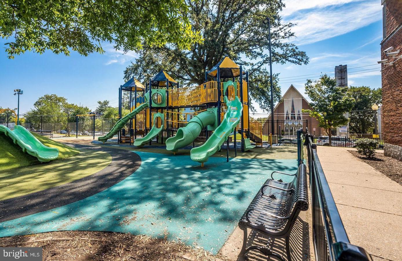 1322 Missouri Ave NW #404