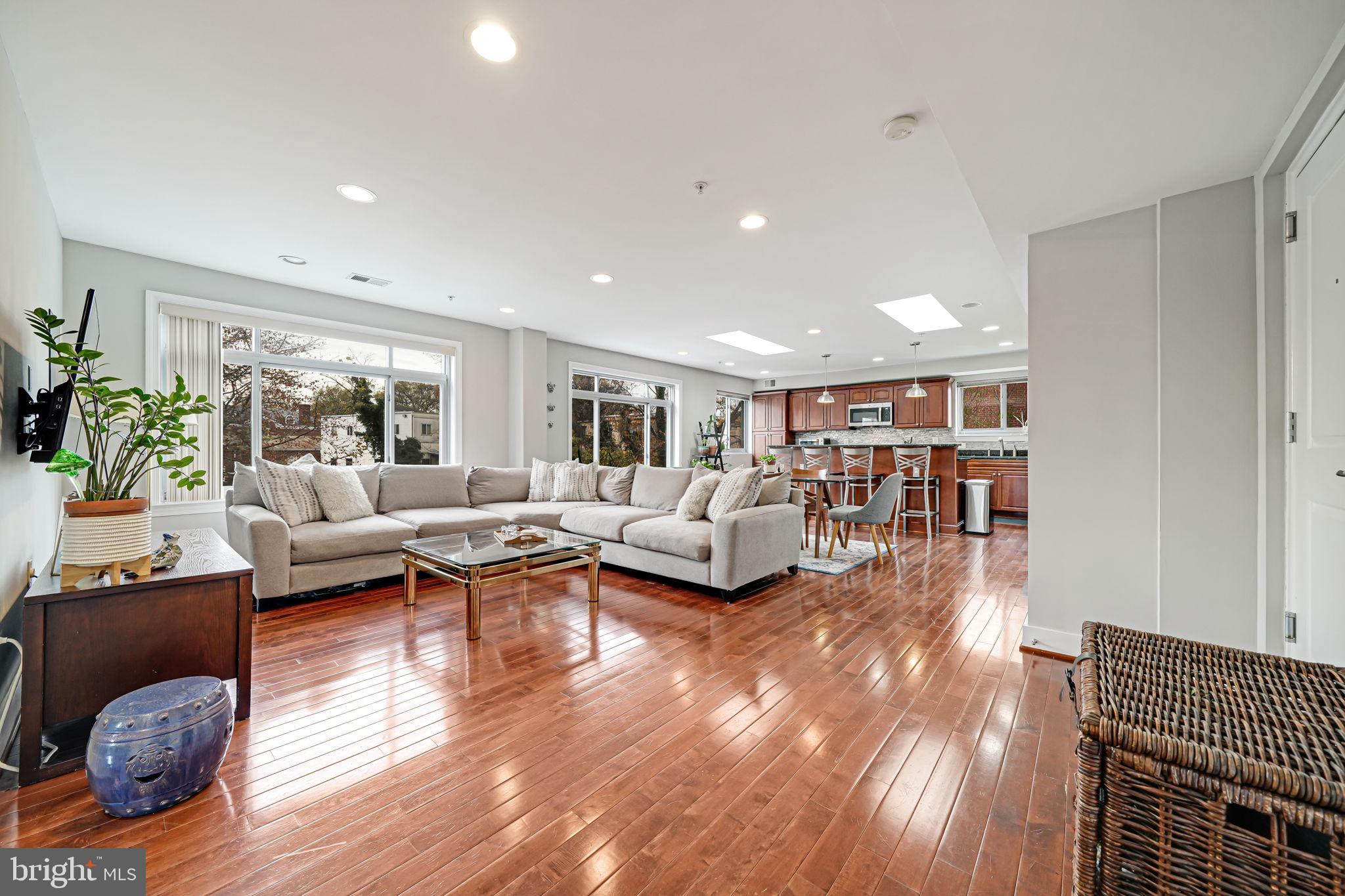 1322 Missouri Ave NW #404