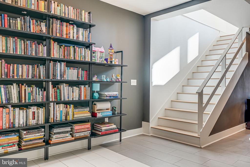 1308 Gallatin St NW