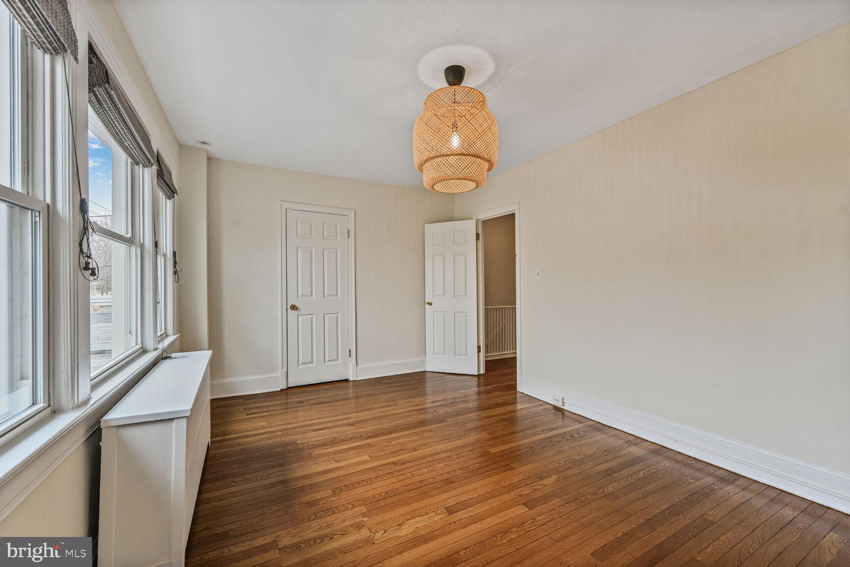 318 Allison St NW