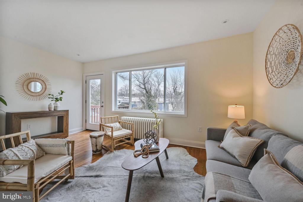318 Allison St NW