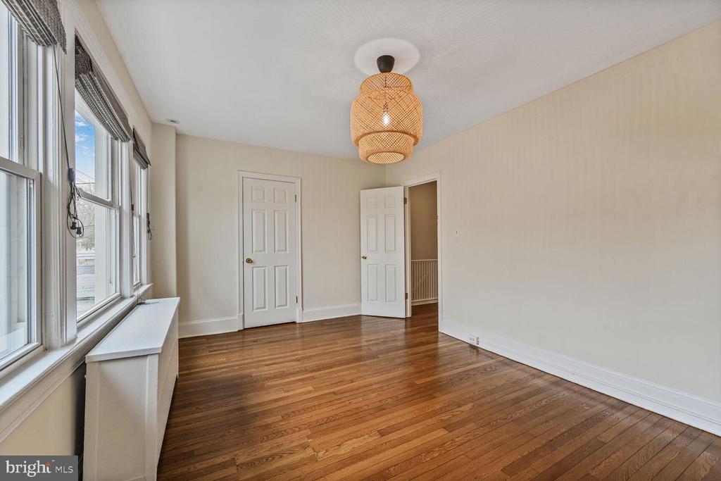 318 Allison St NW