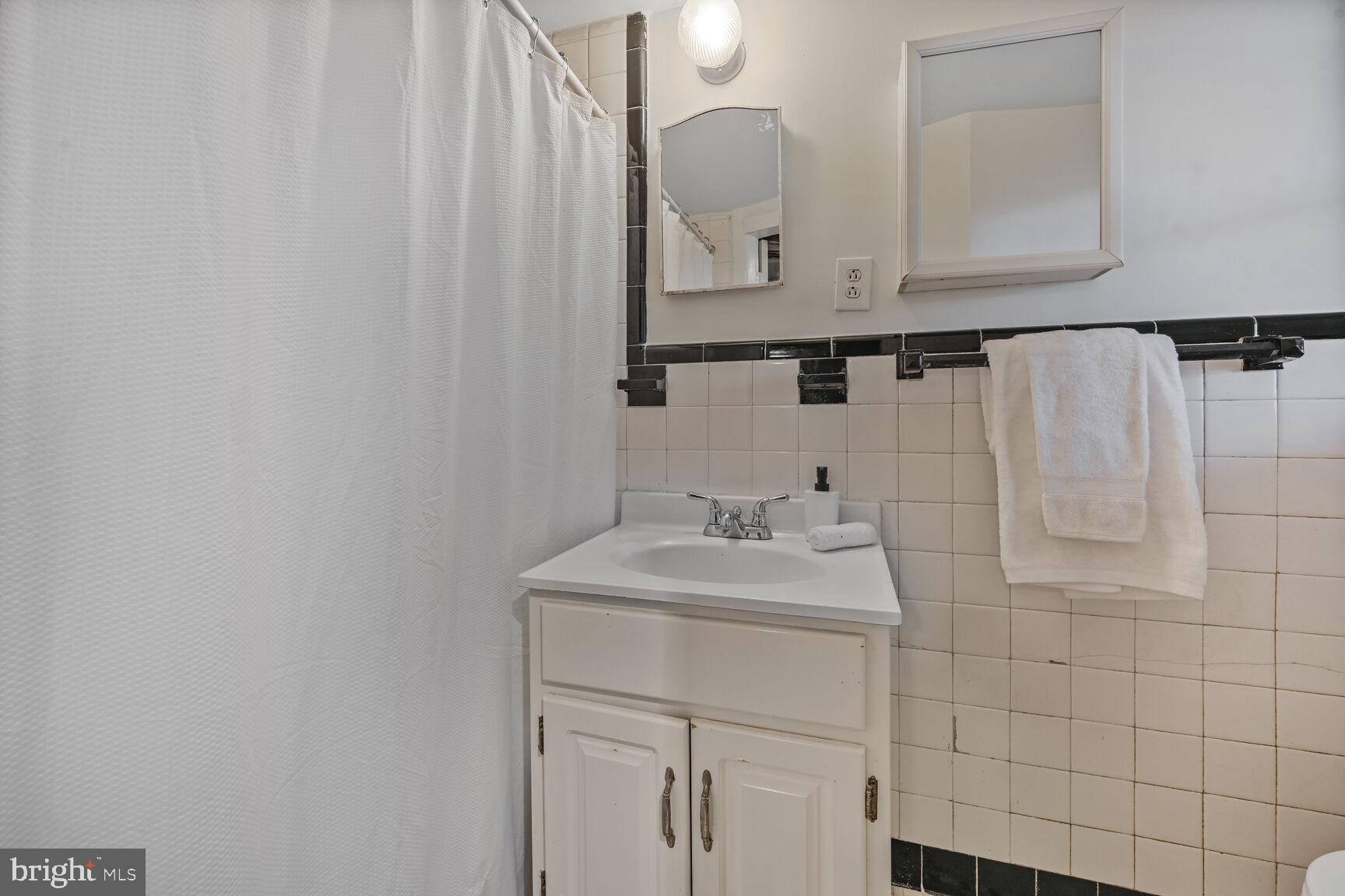 318 Allison St NW
