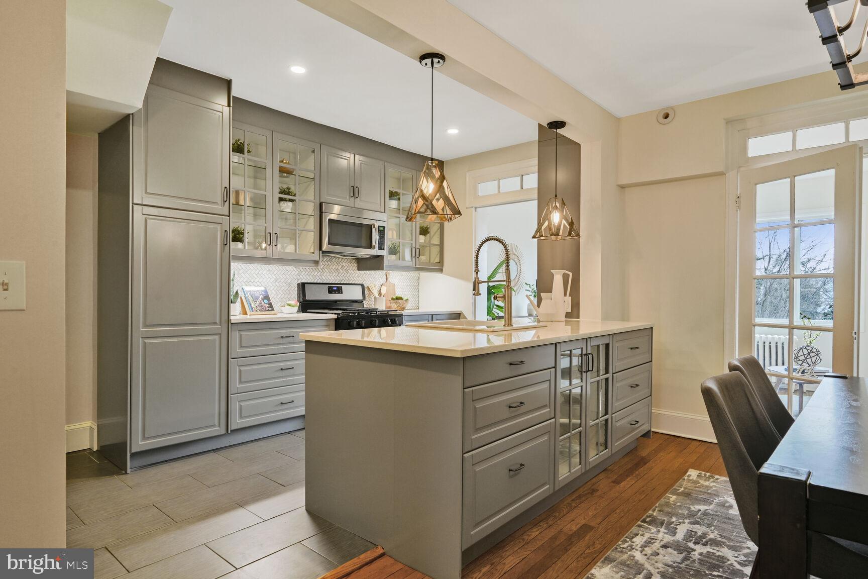 318 Allison St NW