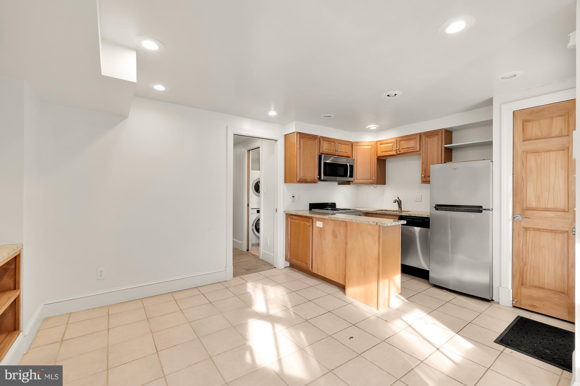 1423 Q ST NW