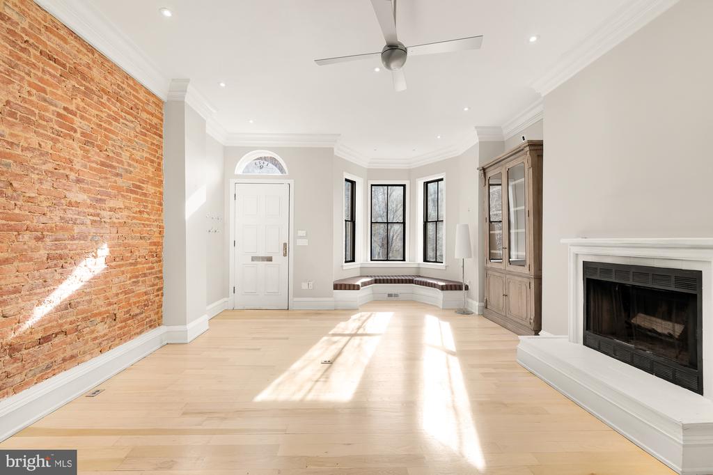 1423 Q ST NW