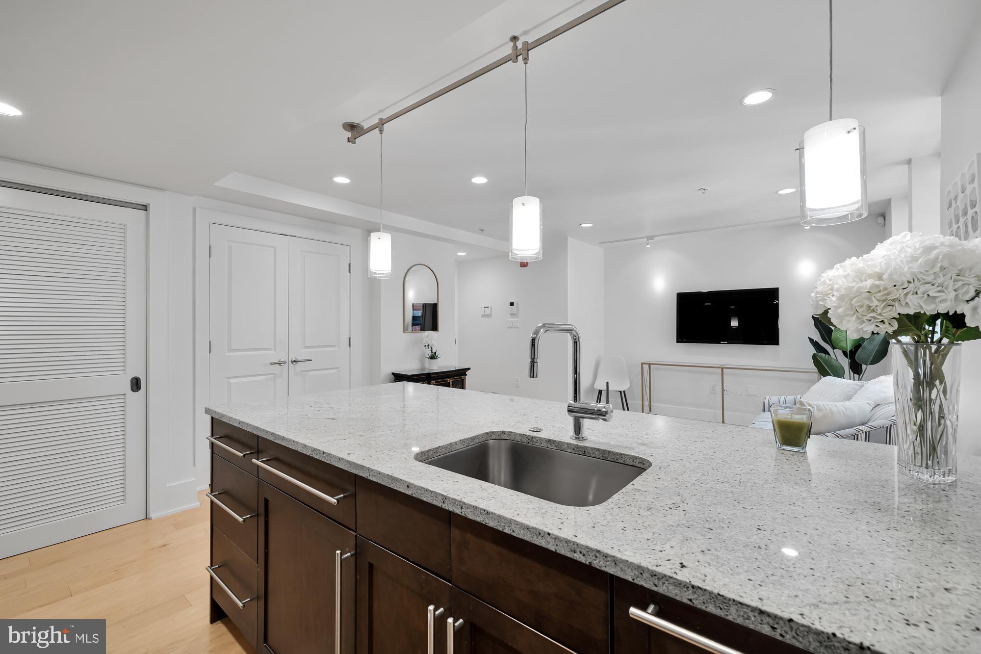 2818 Connecticut Ave NW #11
