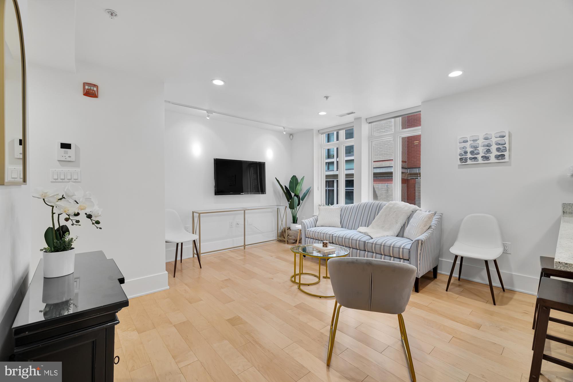 2818 Connecticut Ave NW #11