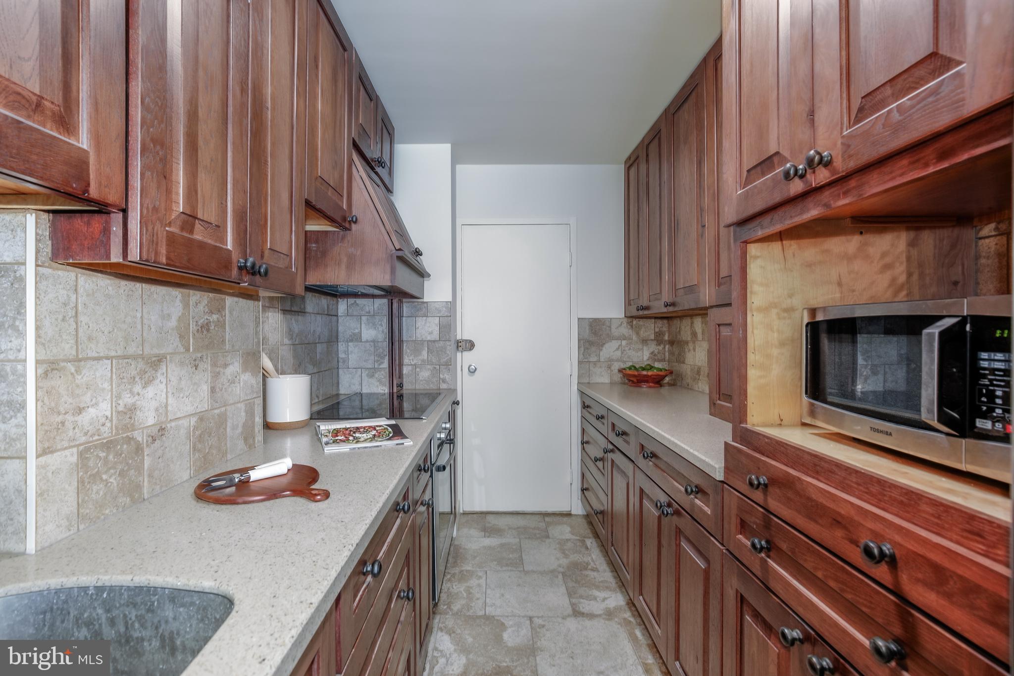 4600 Connecticut Ave NW #708