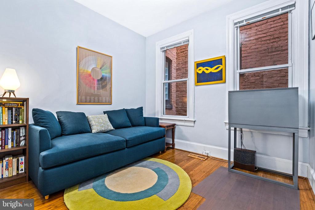 1705 Euclid St NW #1