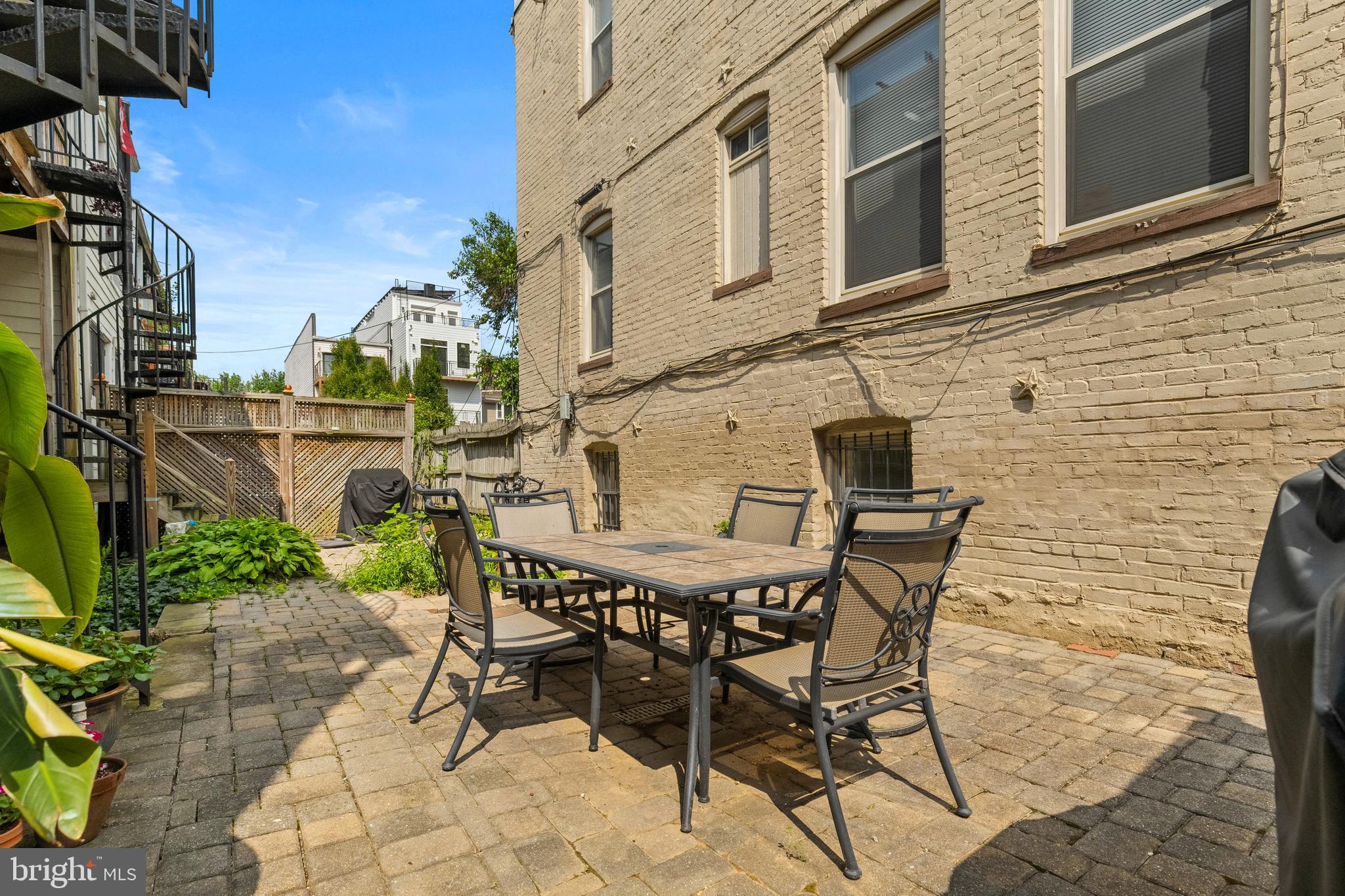 1705 Euclid St NW #1