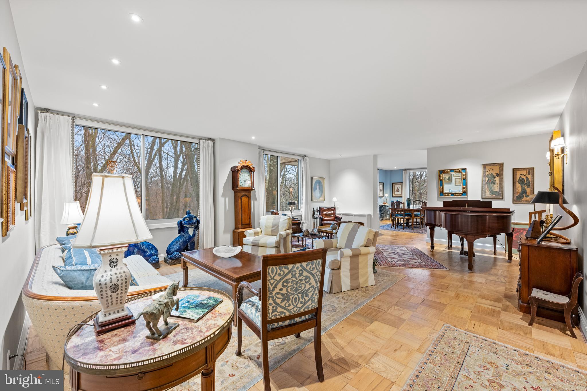 4100 Cathedral Ave NW #803