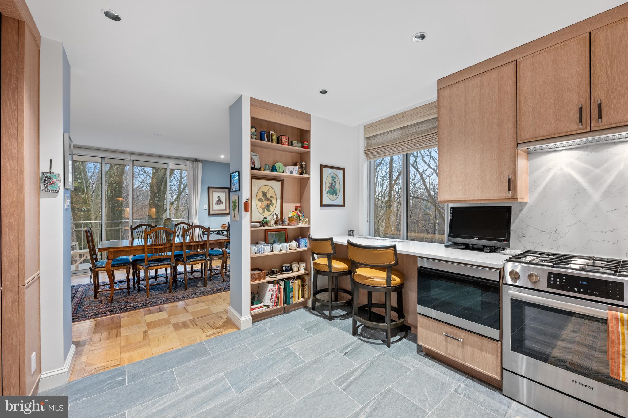 4100 Cathedral Ave NW #803