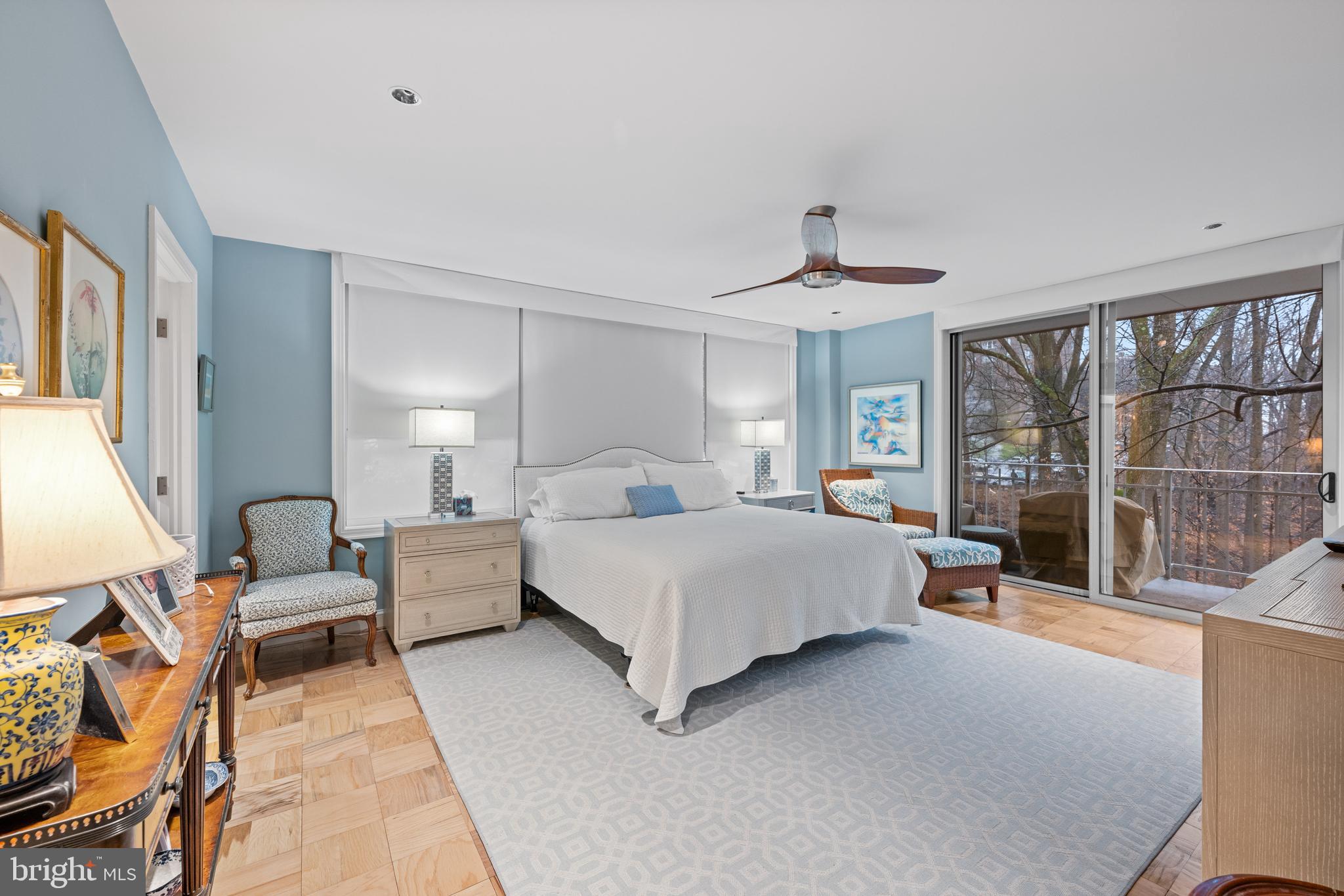 4100 Cathedral Ave NW #803