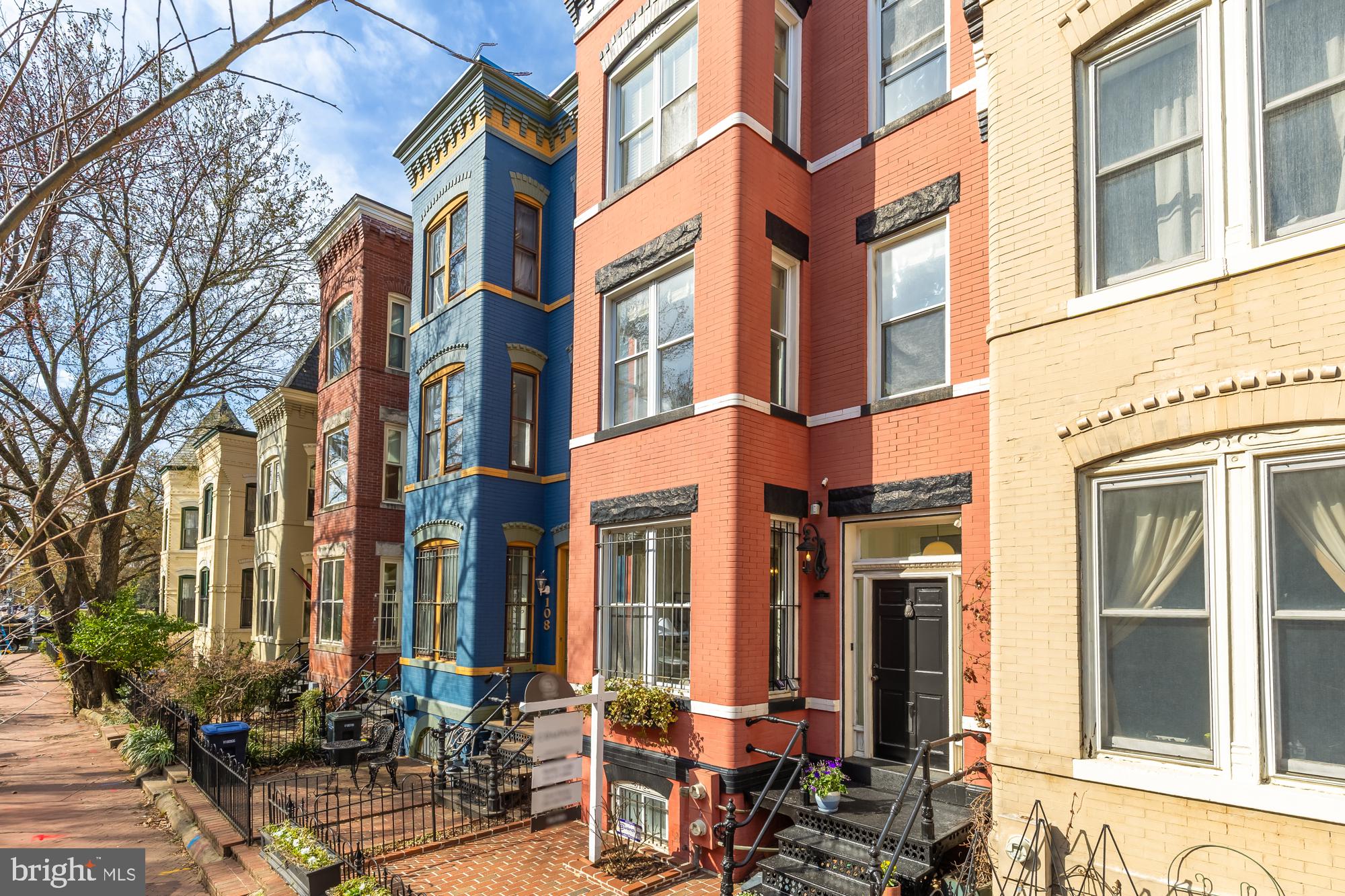 110 13th St NE