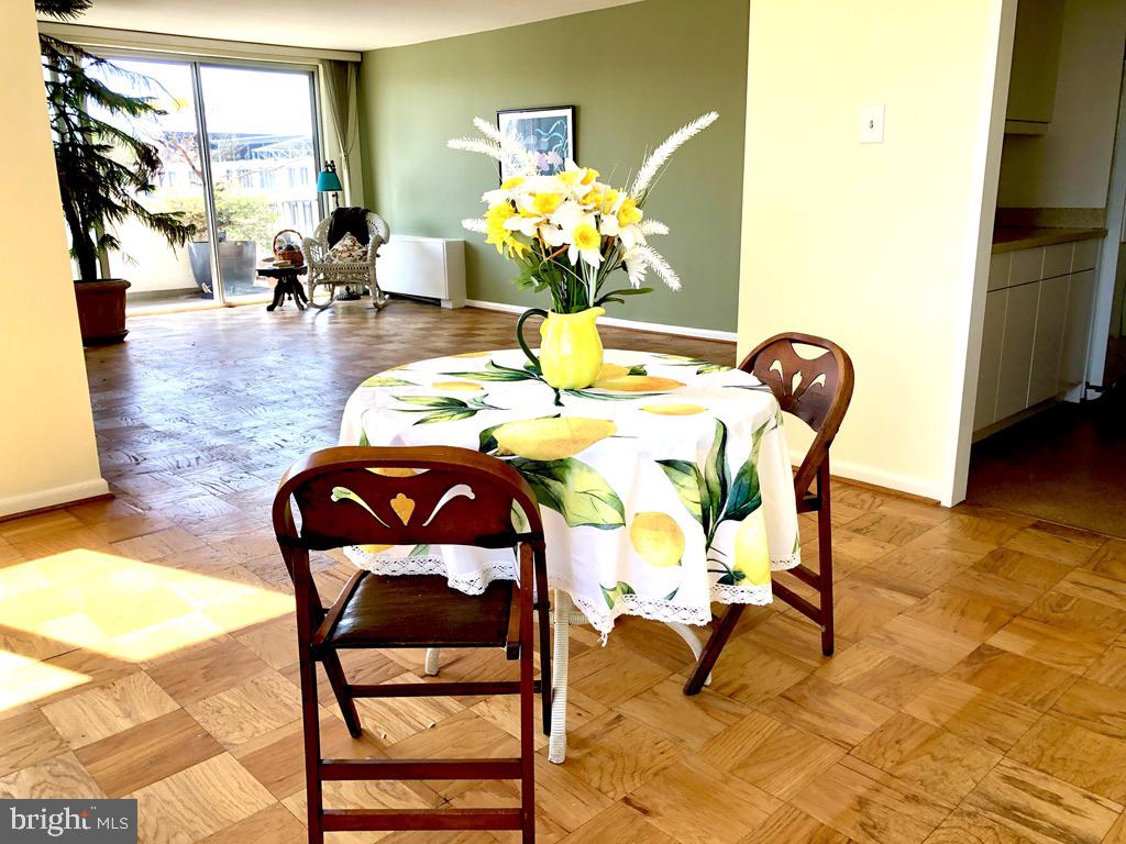 2939 van Ness St NW #1221