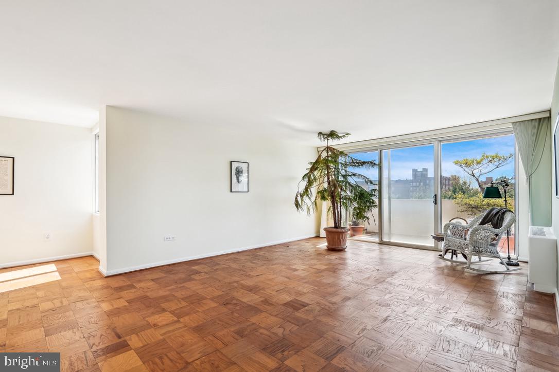 2939 van Ness St NW #1221