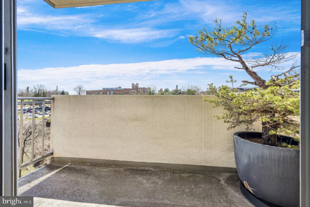 2939 van Ness St NW #1221