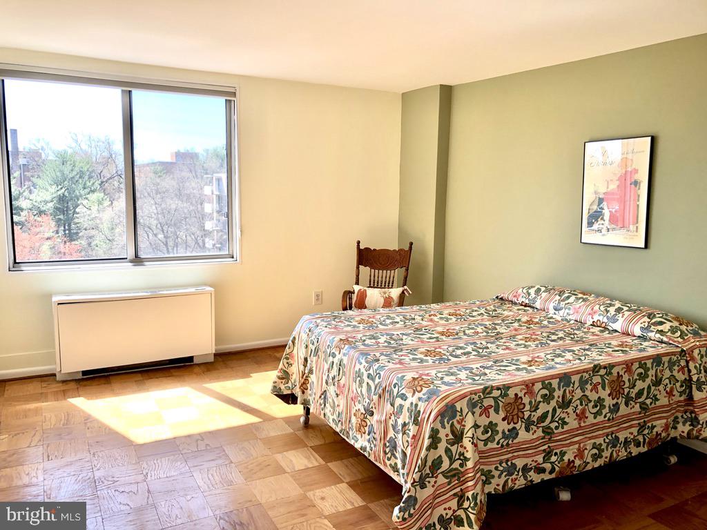 2939 van Ness St NW #1221